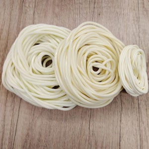 Gefälschte Spaghetti-Modell, simulierte Nudeln, Fake Food, Kochen Lehrmittel Requisiten, Dekoration des Western Restaurant
