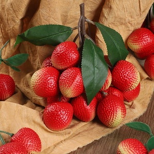 Nep Plastic Litchi Model, Gesimuleerde Fruit Groenten Litchi Spiesjes, Nep Voedsel, Kinderspeelgoed, Keuken Decoratie afbeelding 5