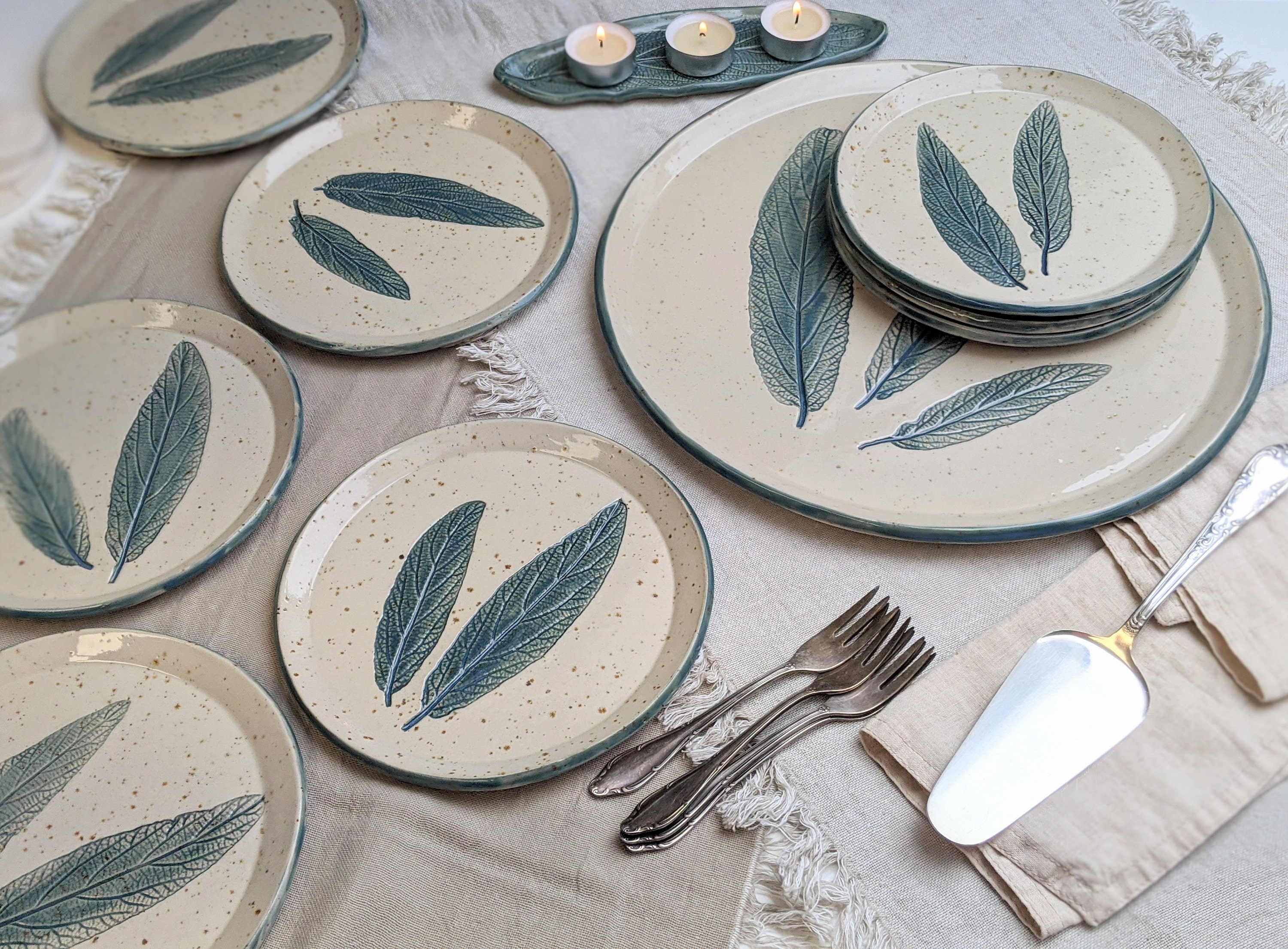 Assiette en Céramique Faite à La Main/Assiette Gâteau avec Gaufrage Végétal Naturel Plats Grès Pot C