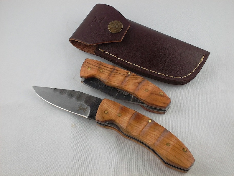 Gamsjaga Pocket Knife GJ04 Olive Wood image 1