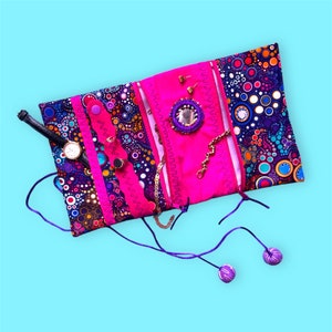 Travel jewelry case Colorful Bubbles in different image 3