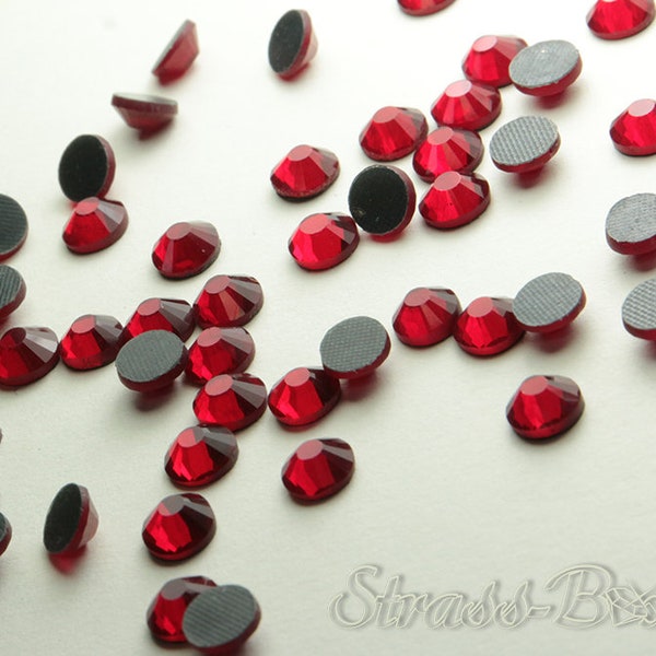 SIAM SS30 Hotfix DMC rhinestones dark red