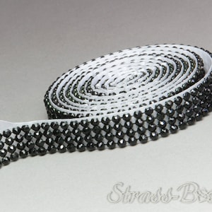 selbstklebendes MESH JET 4reihig 13mm Strassband SS08 schwarz/black