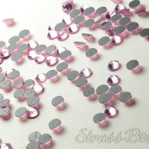 LIGHT PINK SS20 Hotfix Basic rhinestones pink