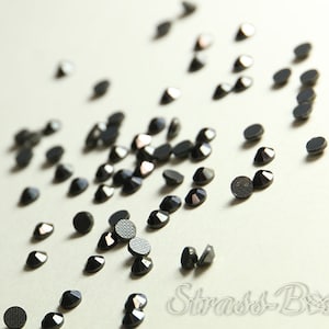 HEMATITE SS16 Hotfix Basic rhinestones black metallic