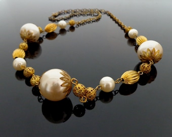 Pearls Gold Ball Necklace Beautiful White Balls Grooved with Filigree Flower Caps Faux Beads Decorated Vintage Necklace