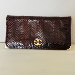 Real snakeskin clutch handbag vintage 1970s ladies bag made of snakeskin
