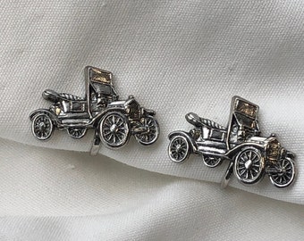 Classic car screw earrings vintage 1960s ear screw earrings, silver-plated metal, beautiful automobile collector earrings