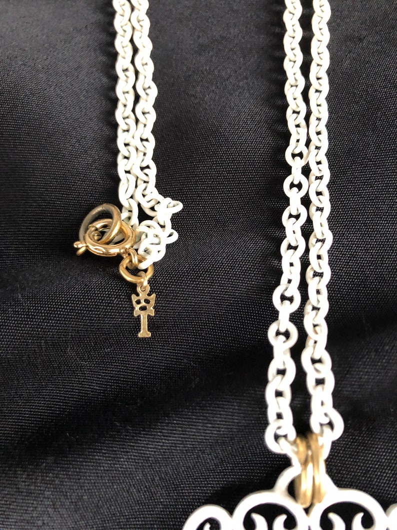 TRIFARI Pendant Necklace 1960's Modernist Era Designer Signed Collier Chain image 3