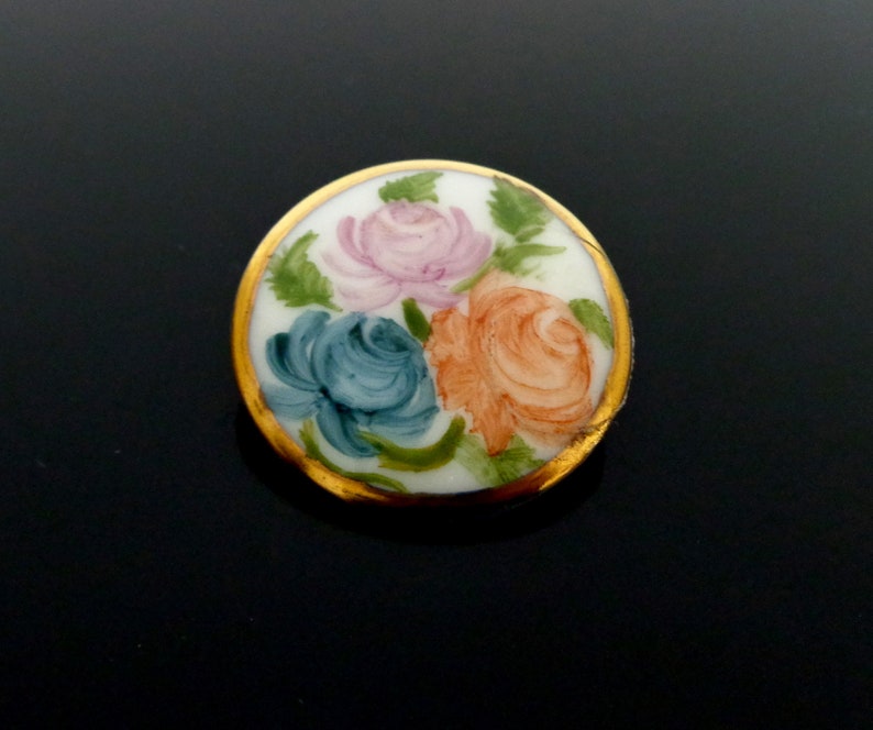 bisque porcelain brooch 3.2 cm \u00d8 total 8 Grams from Germany in very good vintage condition Vintage 1950s Handpainted pastel colors roses