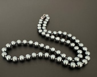 Real Pearl Necklace Vintage real gray pearl necklace, hand knotted