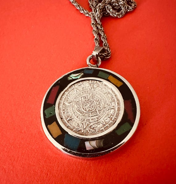 Teotihuacán Sun Temple Pendant Necklace Made of 925 Sterling