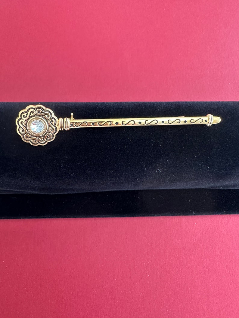 Broche en cristal Rivoli joliment décorée Broche vintage en plaqué or de 8,5 cm de long image 6