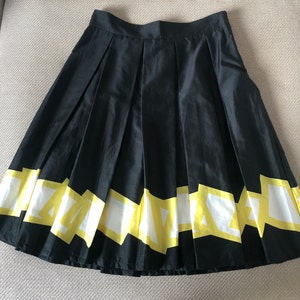 PIU PIU Italy Skirt Gr. 40