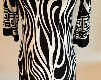 Greek key dress in black and white size 36 vintage women's dress