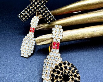 Dorothy Bauer 80s Designer Signed High-Quality Gold Plated Clear Red & Black Rhinestone Decorated WOW Bowling Pin Clip Earrings