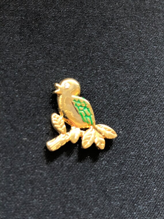 Chanel Rare Gold Crystal Studded Bird Charm Evening Pin Lapel