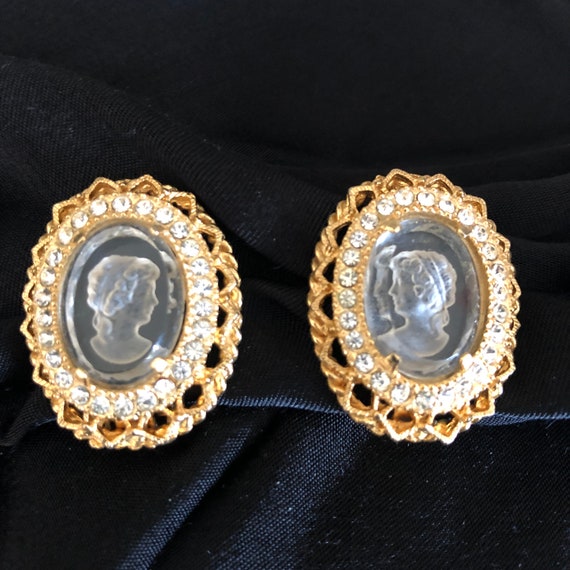Intaglio Crystal Earclips Gold Plated Clear Rhine… - image 1