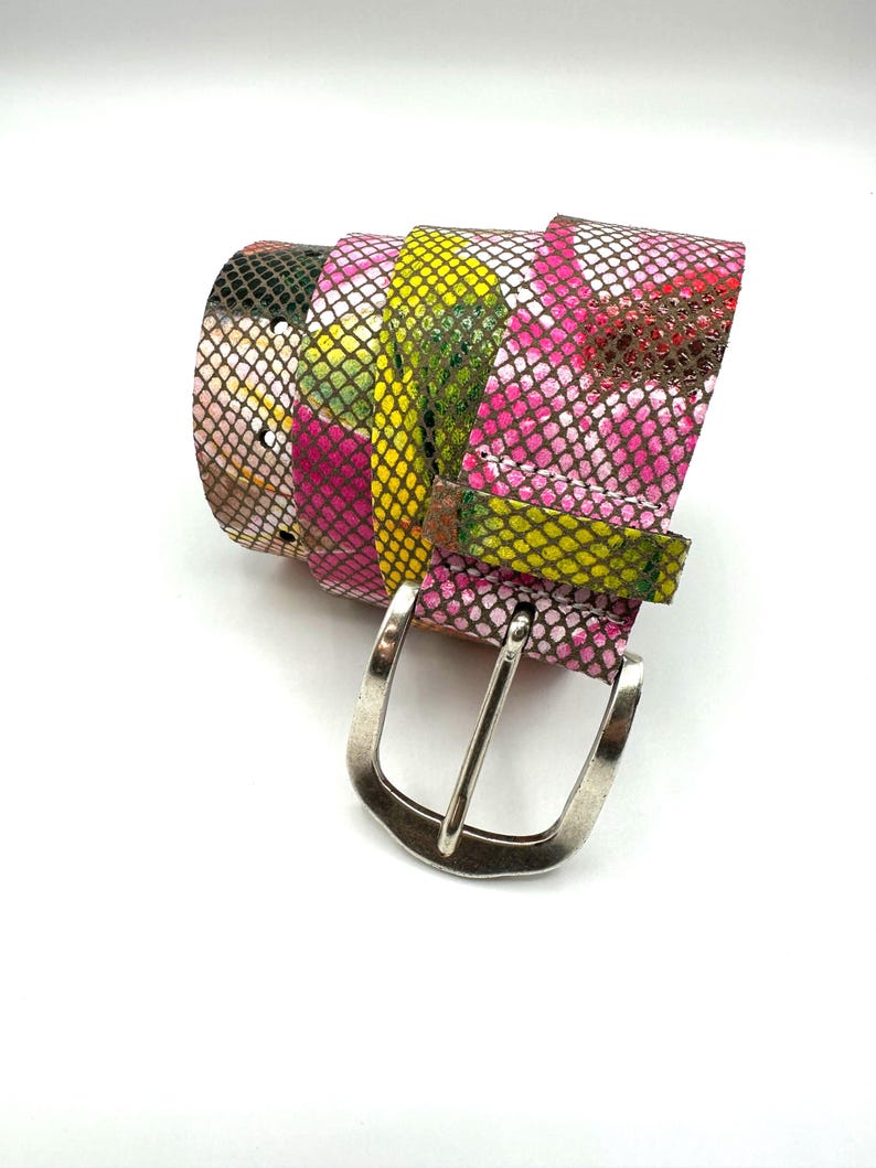 Colorful genuine leather women's belt, made in Germany, very good quality, can be closed at lengths of 82 - 84 - 87 - 89 - 91 - 94 cm. image 2