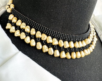 Chokerketting met glazen kralen, Haute Couture-stijl, GO-GO-ontwerp, zwarte metalen ketting, vintage beige glazen kralenketting, Parijs, Frankrijk