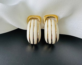 Pendientes de clip Pierre Lang crema beige esmaltado, pendientes de clip de diseño vintage de alta calidad, firmados por PL