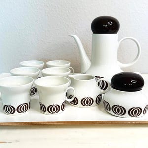 Retro Kaffee Service Vintage 1970s Hutschenreuther Germany Porzellan Kaffeekanne Zuckerdose Milchkännchen und 6 Tassen Set, braun weiß