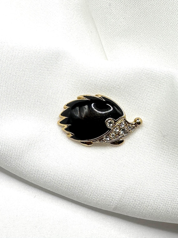 Hedgehog Tie Pin Brooch Beautiful black enameled … - image 1