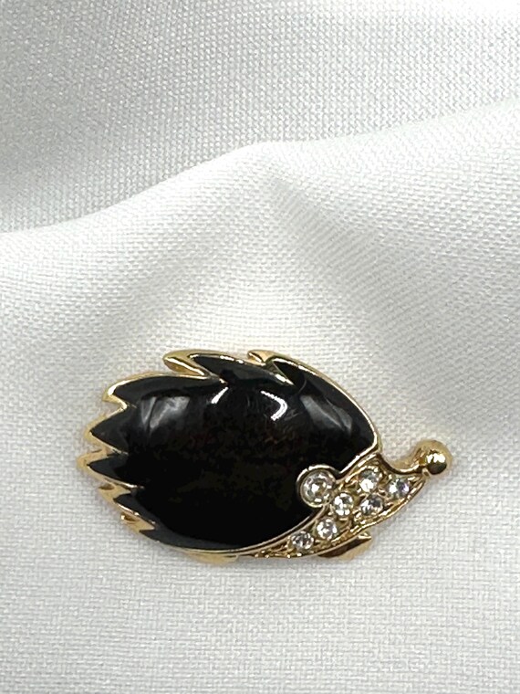 Hedgehog Tie Pin Brooch Beautiful black enameled … - image 10