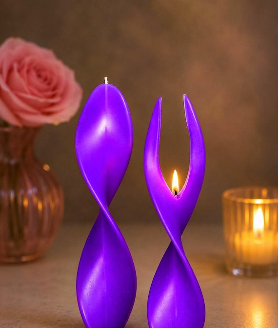 Engelskerze Engelslicht (lila). Engel der Freiheit! Das besondere Geschenk. Die Kerze für Anlässe wie Geburtstag, Hochzeit oder Geburt
