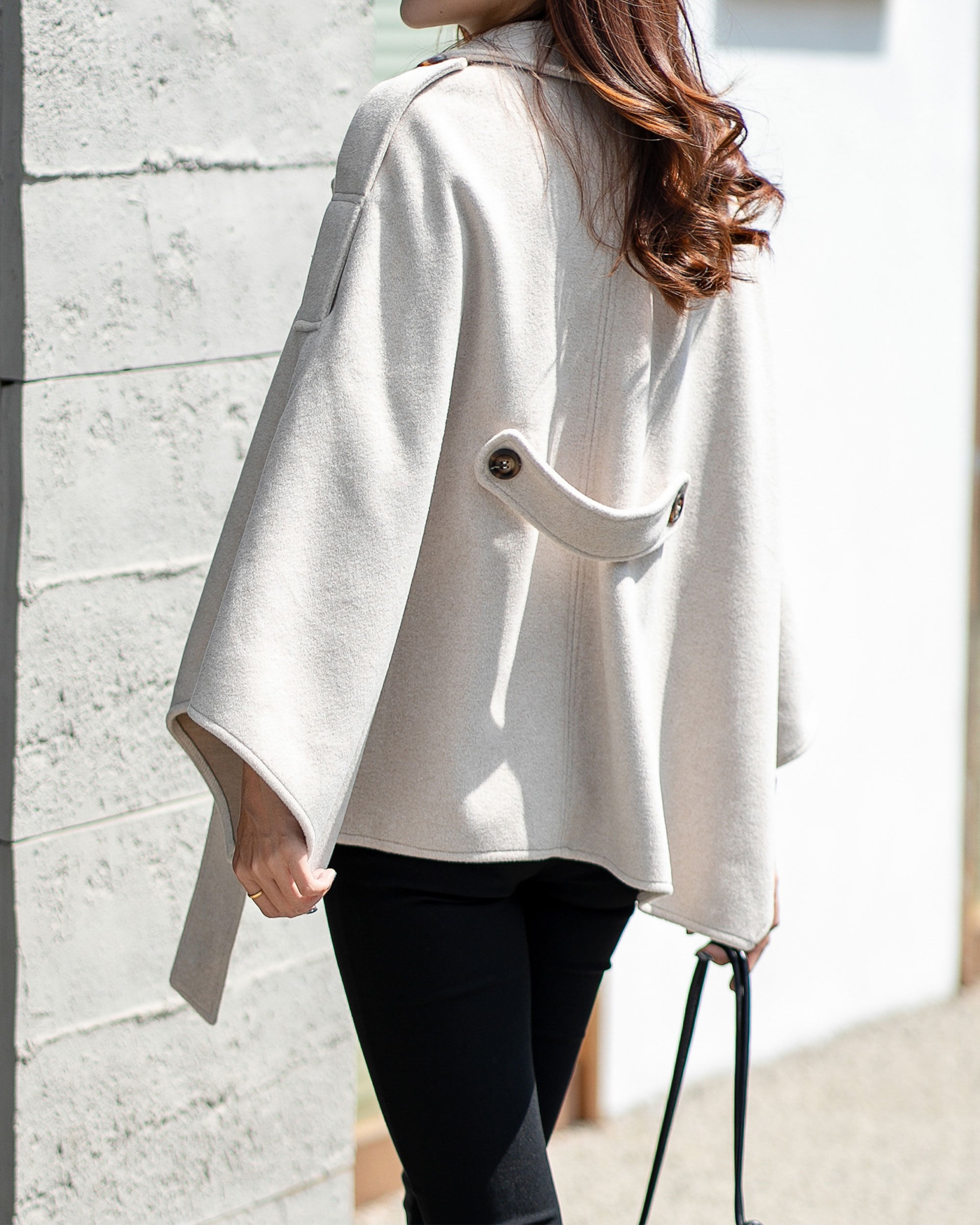 ジャケット・アウター ANATOMICA CAPE OFF WHITE ORGANIC WOOL ジャケット・アウター ANATOMICA CAPE OFF WHITE ORGANIC WOOL