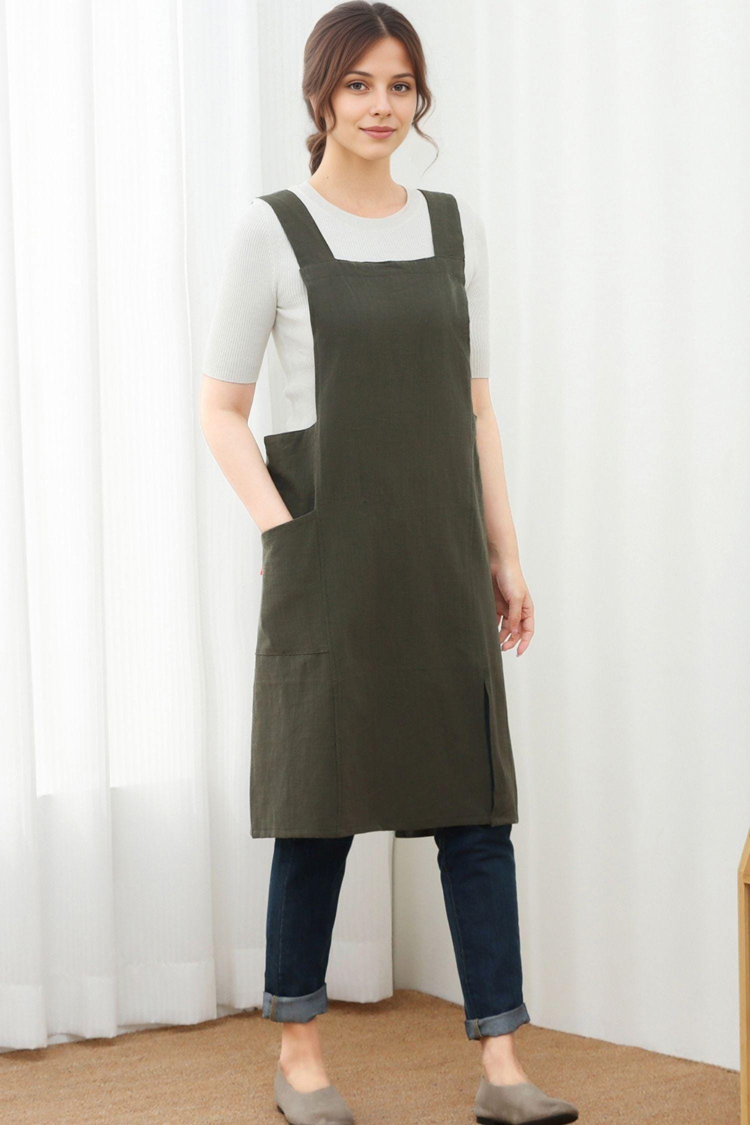 Rustic Cotton Linen Apron Dress: Sleeveless Pinafore Dress with Pockets for Women L0771