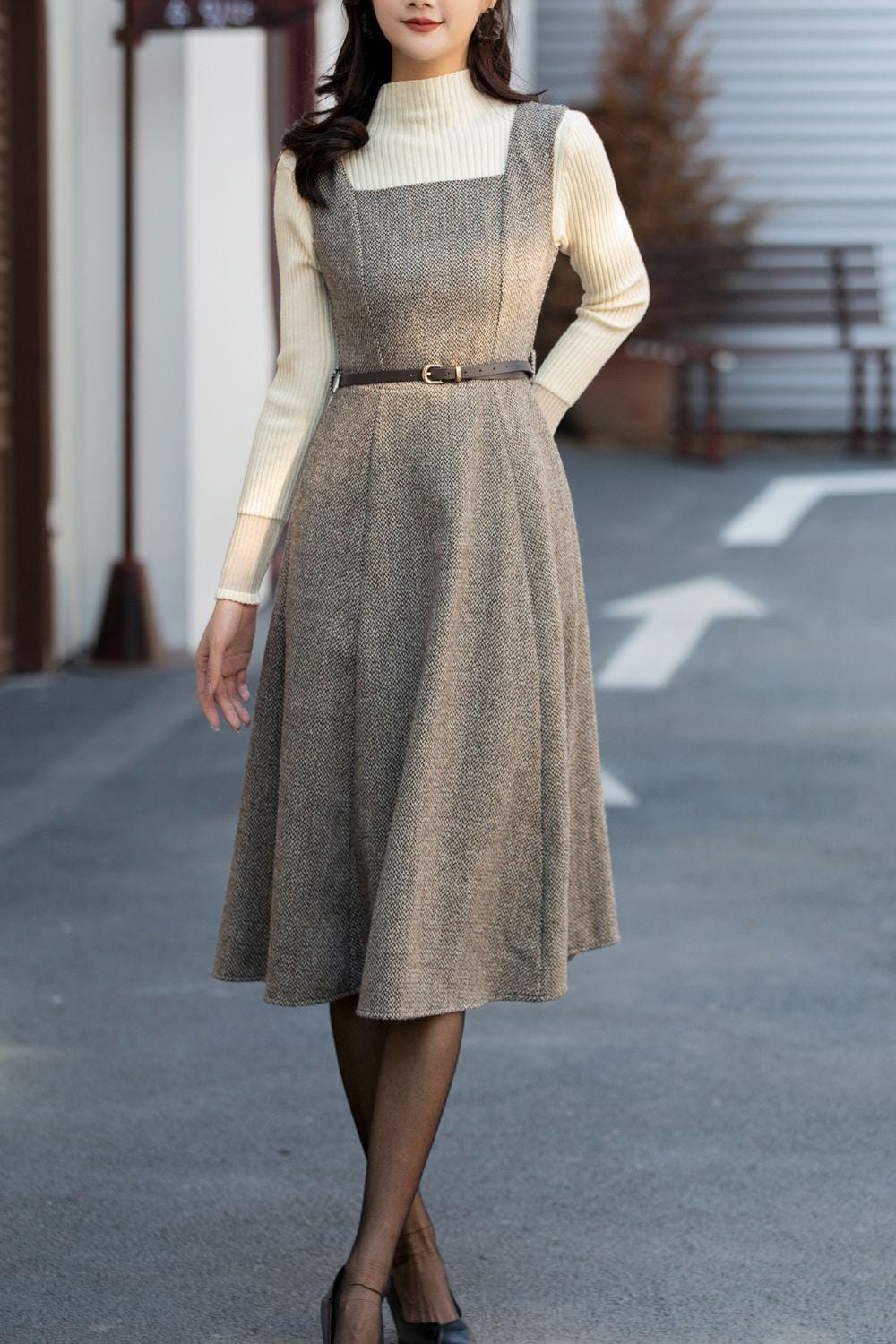 fall dress with pockets Round Neck Short Sleeve Dress with Pockets main image 1