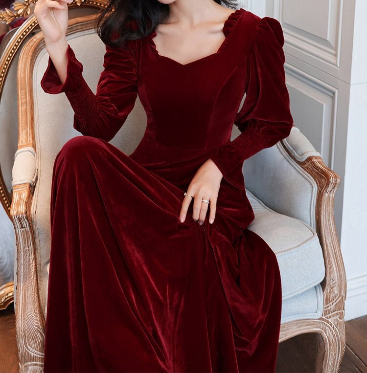 ColoHerlipto Royal Velour Long Dress