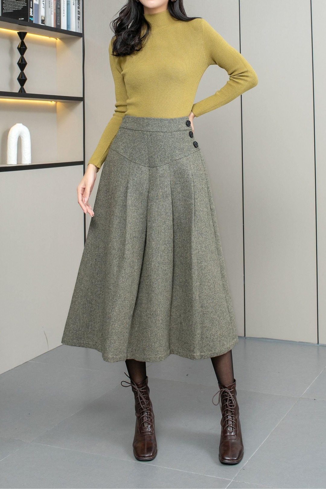 【OVERDUEFLAIR】wool plated skirt_beige Wool-Like Flared Maxi Skirt – OGLmove