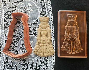 Noelle The Nutcracker, Springerle Mold and Cutter, KV2416