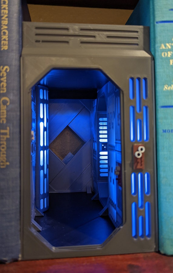 Sci-Fi Book Nook - *NEW* Space Station Version! Bookshelf decoration\action figure display. Fully Assembled! A worldwide exclusive!