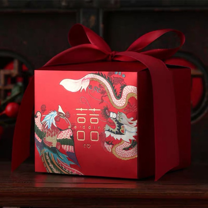 Chinese Wedding /'Double-Happiness/' Wedding Favor Box with the Dragon and the Phoenix Set of 20
