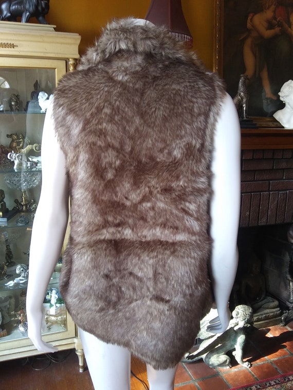 MOSSIMO faux fur reversible vest - image 4