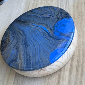 Hand-Painted Jewelry Box Gift for Her box for Keepsakes, Round Acrylic Pour Jewelry Box, Functional Art Piece, Trinket Box for Spare Change