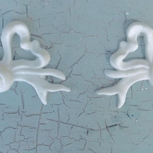 French Bow Furniture Appliques - Item 54-0708