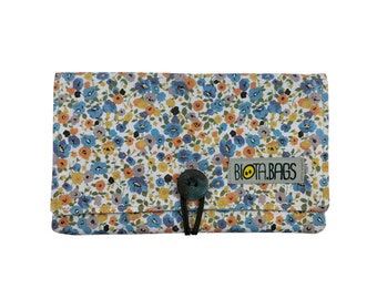 Wild Flowers fabric tobacco case, Rolling tobacco cigarette case with pockets, Smoker gift