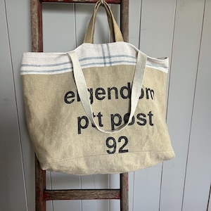 Sac hollandais : Sac fabriqué à partir d'un ancien sac postal hollandais