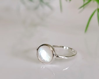 Sterling Silver Mother of Pearl Ring, Women Statement Ring, White Stone Ring, Wedding Ring, 925 Stamped, Ring for Women