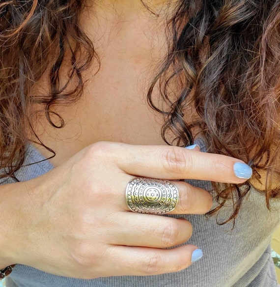 Women's Cutout Filigree Design Cute Ring New 925 Sterling Silver Band Sizes 4-13 Women's Cutout Filigree Design Cute Ring New 925 Sterling Silver Band Sizes 4-13
