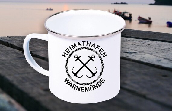 Emaille Becher "Heimathafen Warnemünde Urlaub Familie" Tasse Kaffeetasse Kaffeebecher Mug Retro