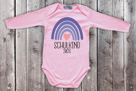 Langarm Babybody "Regenbogen Schulkind mit Wunschjahr 2040, 2050...." Wunschtext Baby Body Long