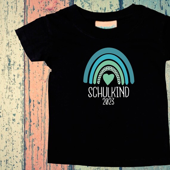 Baby Kinder T-Shirt "Regenbogen Schulkind mit Wunschjahr 2030, 2040...." Geschenk Geburt