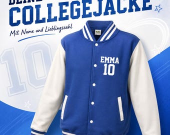 Può includere: Una giacca stile college blu e bianca con chiusura a bottoni automatici, colletto, polsini e orlo a coste a righe. Sul petto sono presenti il nome EMMA e il numero 10 in bianco. Il testo sullo sfondo recita DEINE COLLEGEJACKE Mit Name und Lieblingszahl.