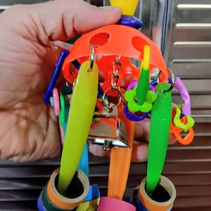 Parrot \ Bird Hanging Toy