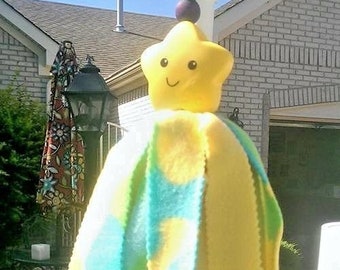 Parrot \ Bird Hanging Snuggle Toy